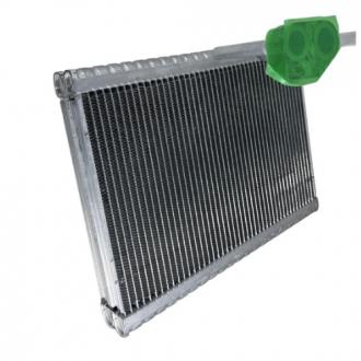 Evaporadores EVAPORADOR CAMINHÃO VOLVO FH/ NH 2015> FLUXO PARALELO OEM: 82348991 Imagem 2